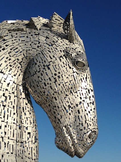 This image has an empty alt attribute; its file name is Kelpies-1.jpg